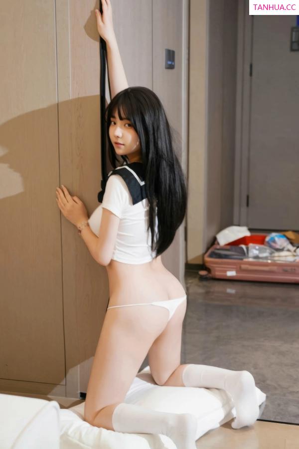   [XiuRen]高清写真图 2026.01.21 No.11256 软情 教室场景第51张图片